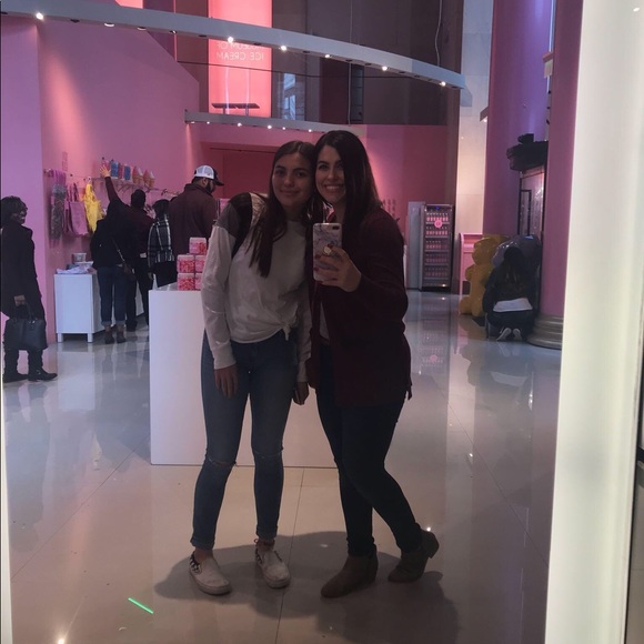 jahneenz